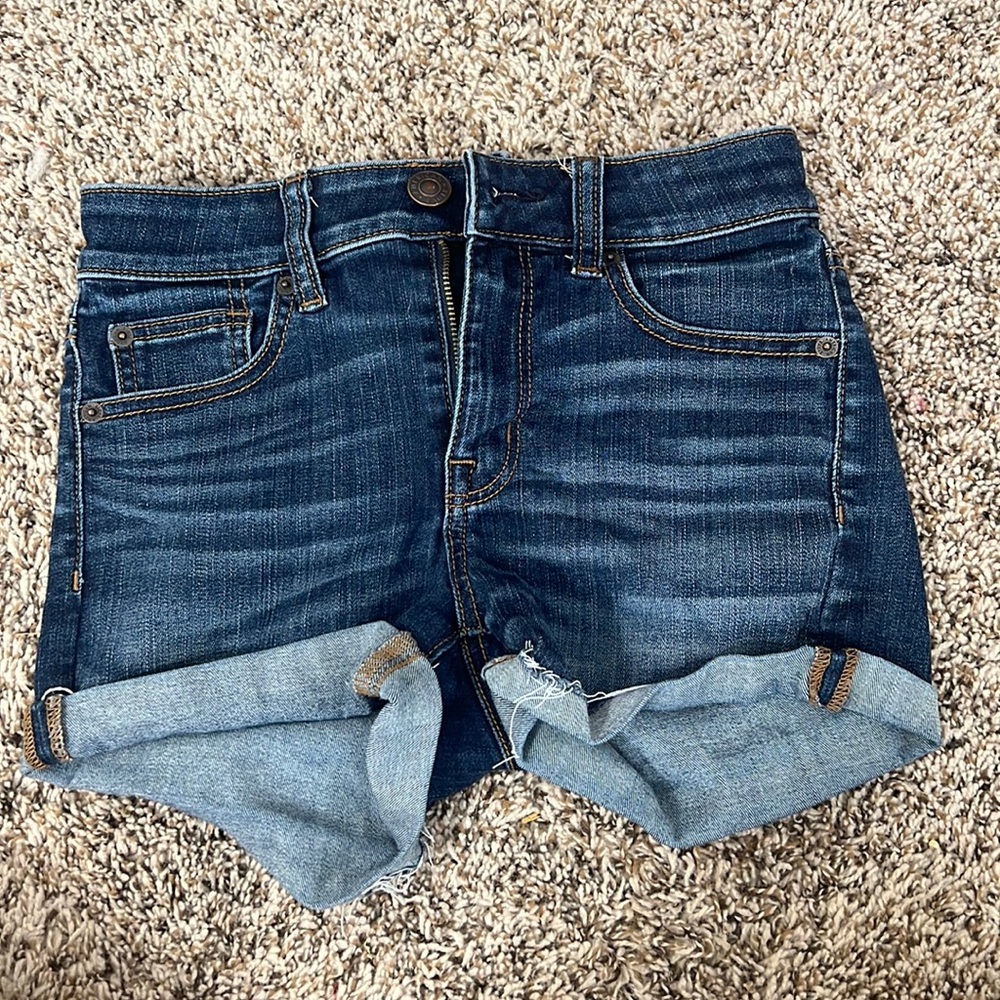 American Eagle denim shorts.Size 0.
